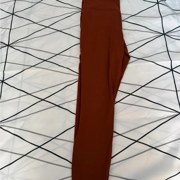 Athleta Elation High Rise leggings, 7/8 - Picture 2 of 3